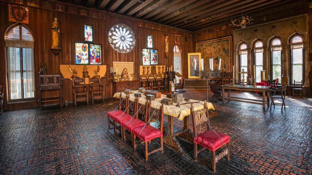 Isabella Stewart Gardner Museum which includes heritage elements and interior views