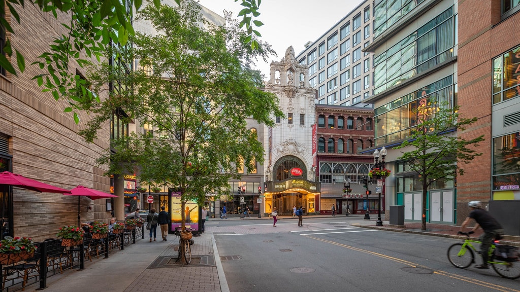 Boston Opera House which includes street scenes