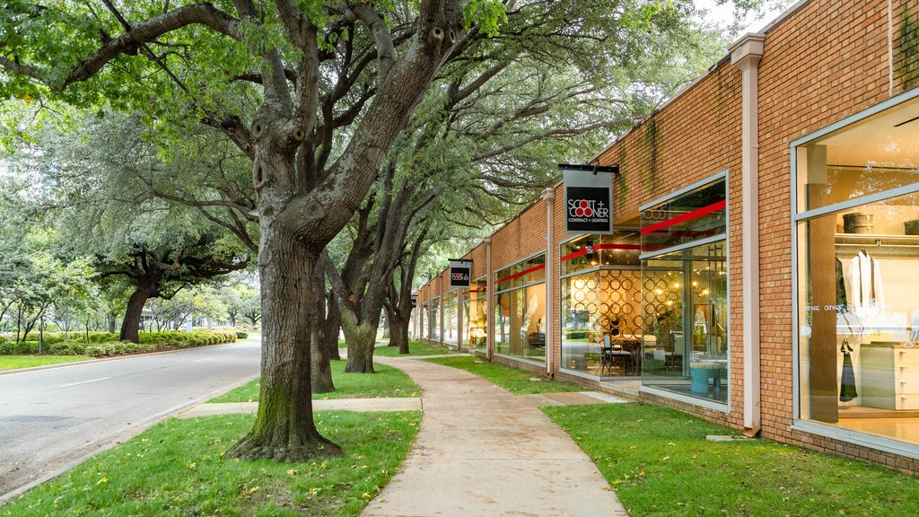 Dallas Design District showing signage