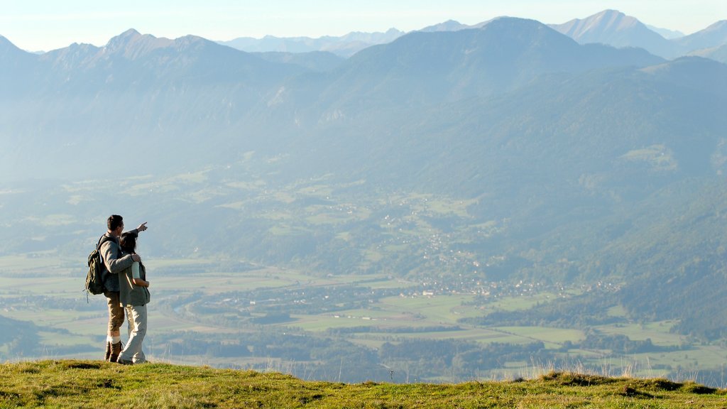 Villach mostrando montanhas, escalada ou caminhada e paisagem