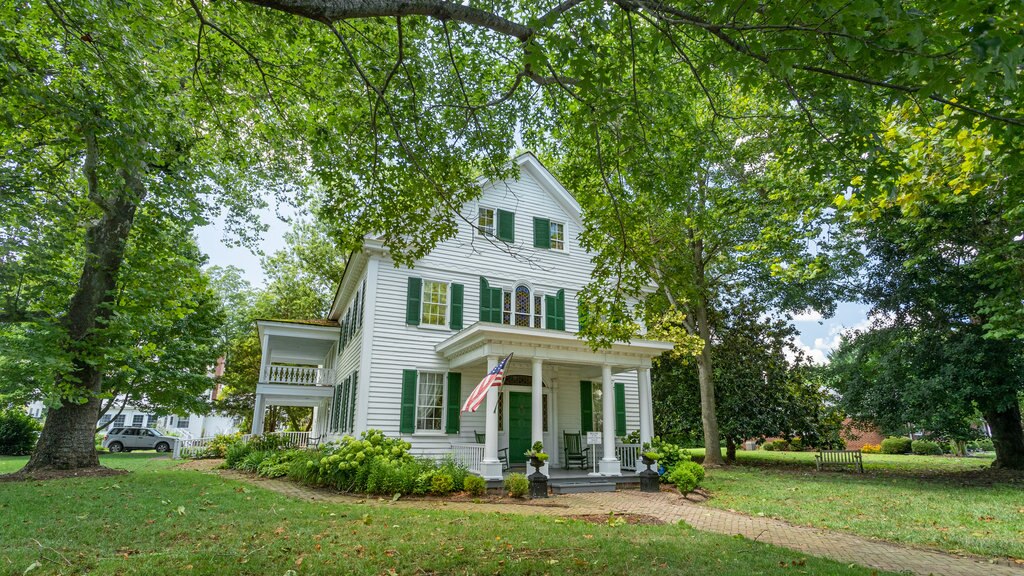 Calvin B. Taylor House Museum featuring a house