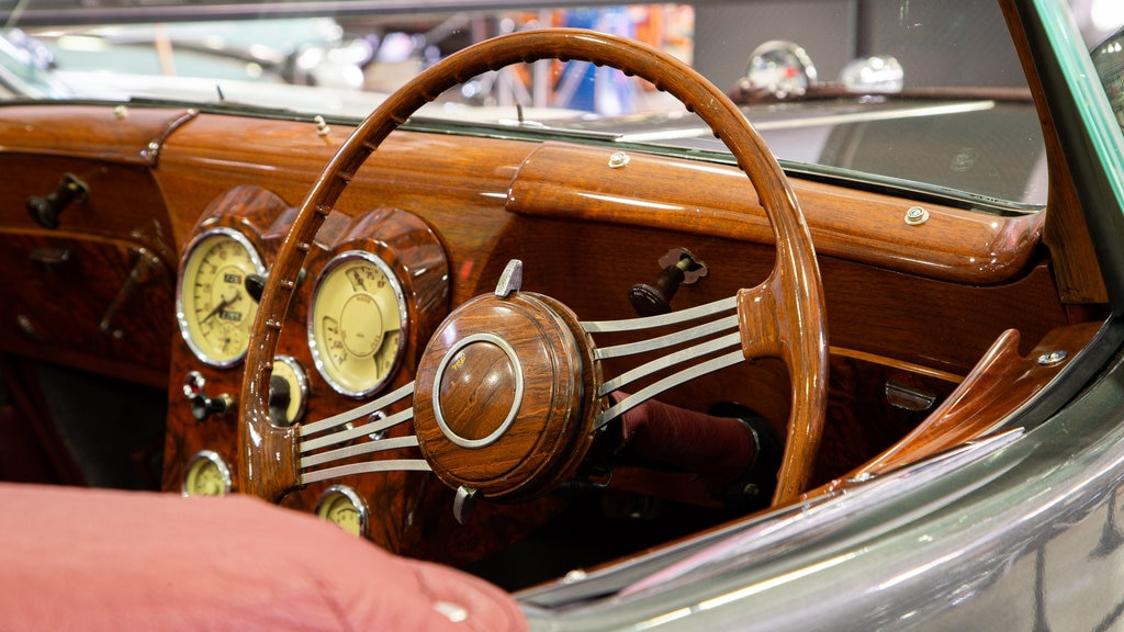 San Diego Automotive Museum showing heritage elements and interior views