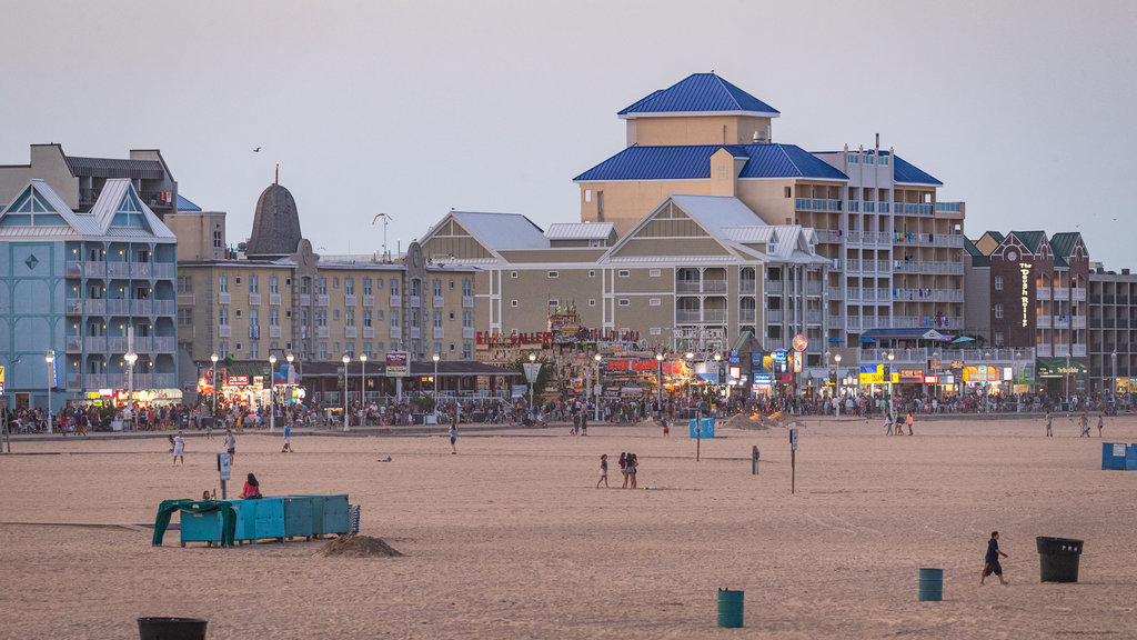 Ocean City Beach which includes a coastal town and a beach