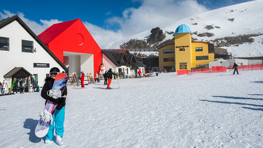 Cardrona Alpine Resort showing snow and snow skiing as well as an individual female