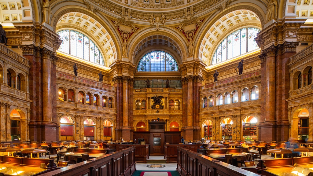 Biblioteca del Congreso mostrando elementos patrimoniales, un edificio administrativo y vista interna