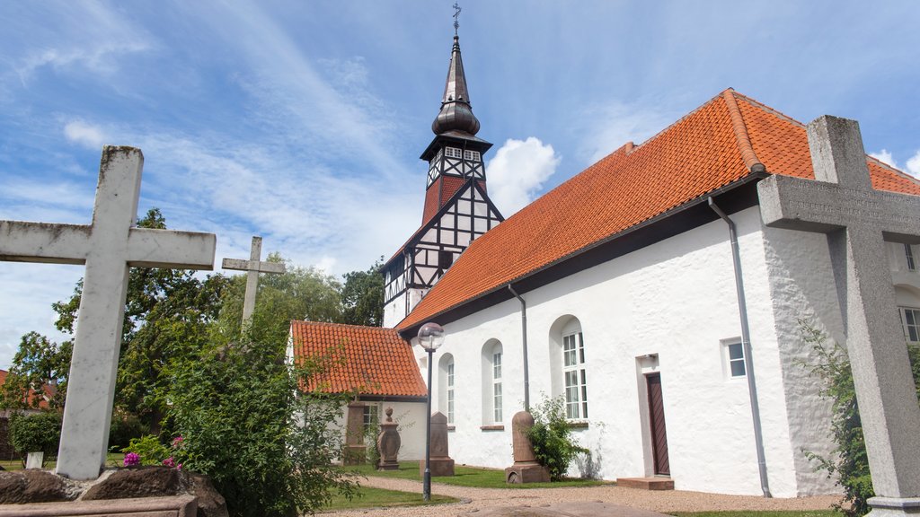 Nexø bevat een kerk of kathedraal