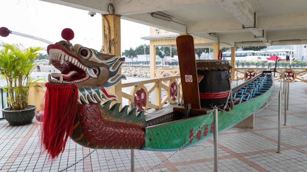 Museo Marítimo mostrando elementos del patrimonio