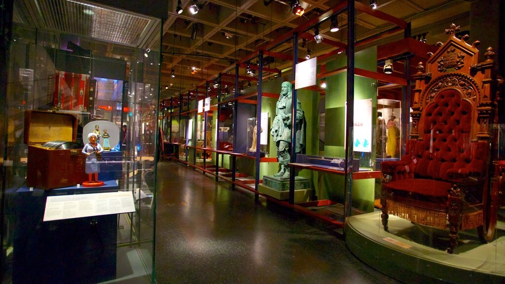 Museum of Civilization showing interior views