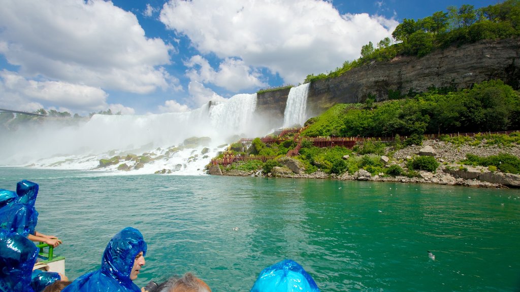 Maid of the Mist caratteristiche di cascate, vista e fiume o ruscello