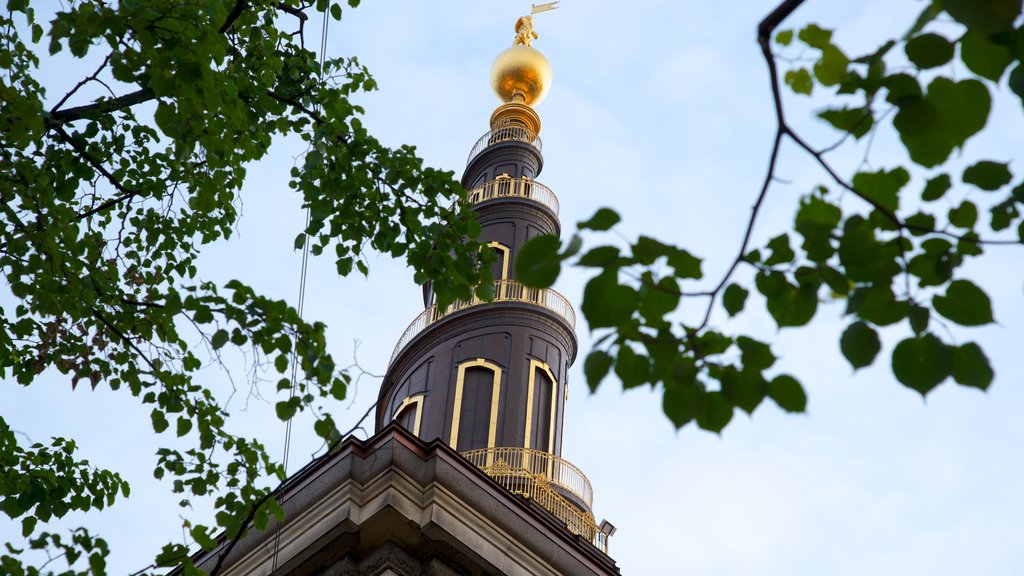 Vor Frue kirke som inkluderer kirke eller katedral og historisk arkitektur