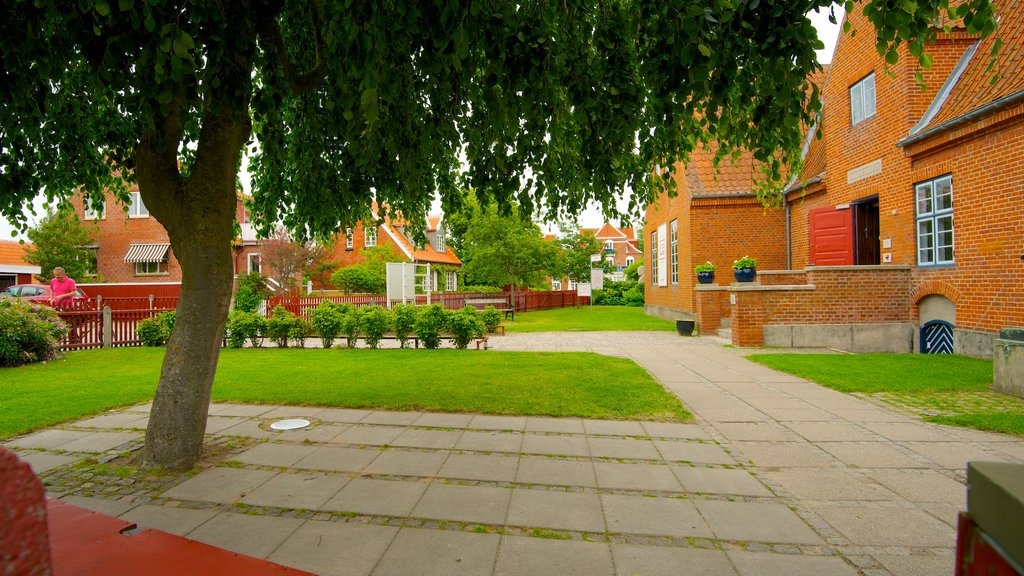 Museu de Skagens que inclui um jardim