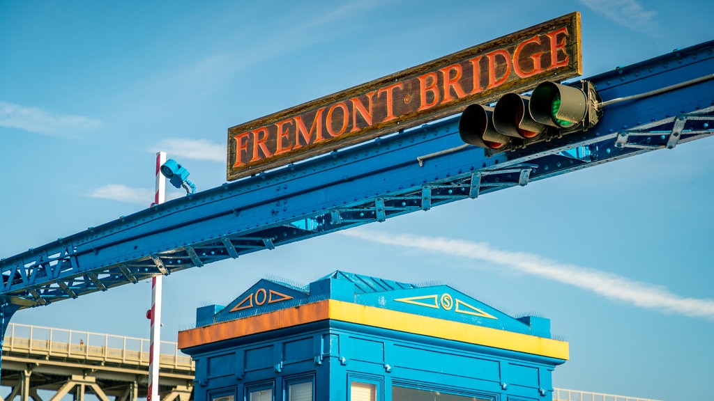 Fremont Bridge featuring signage