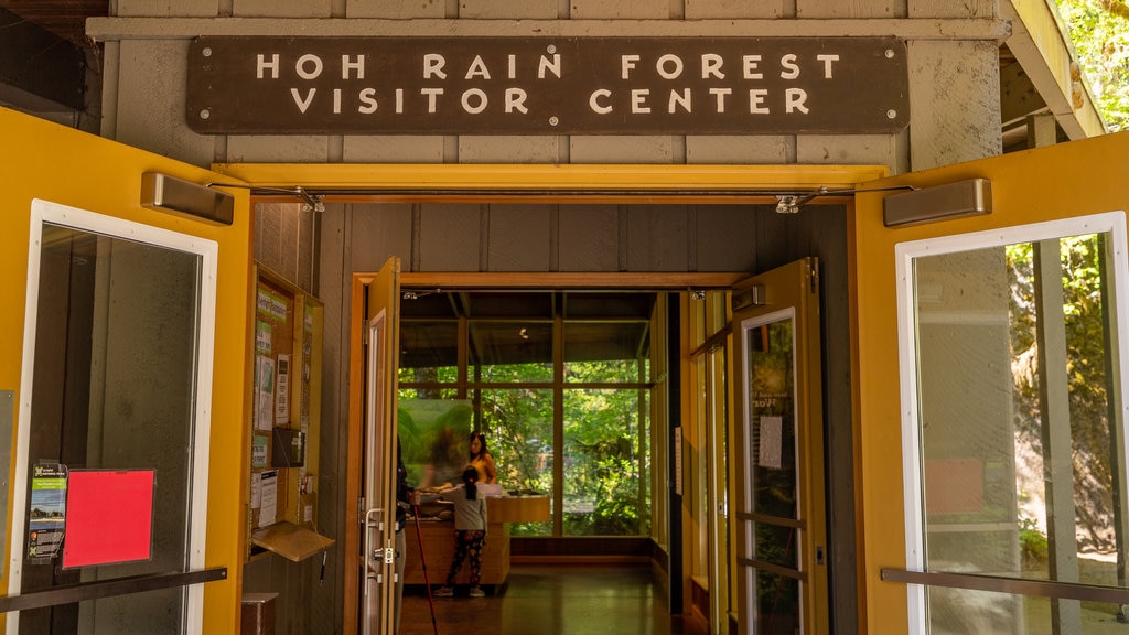 Hoh Rain Forest Visitor Center featuring signage