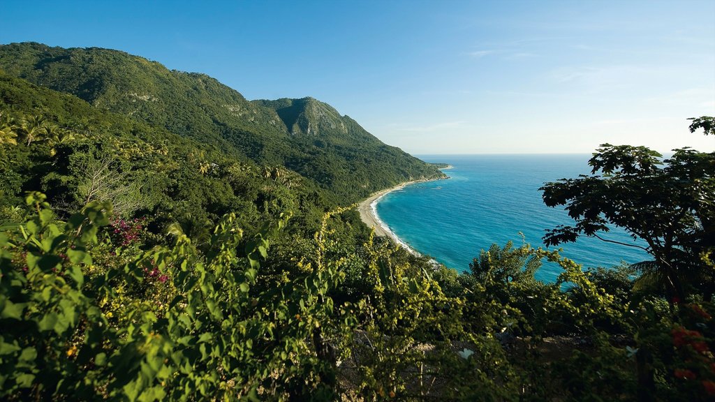 Barahona which includes mountains, landscape views and general coastal views