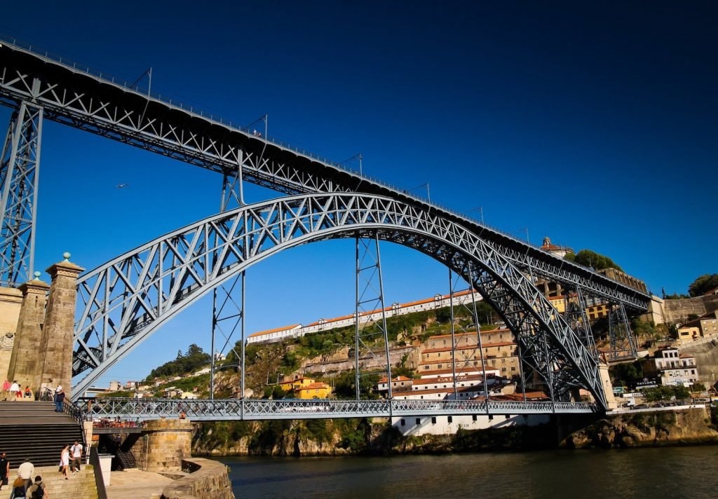 pont porto