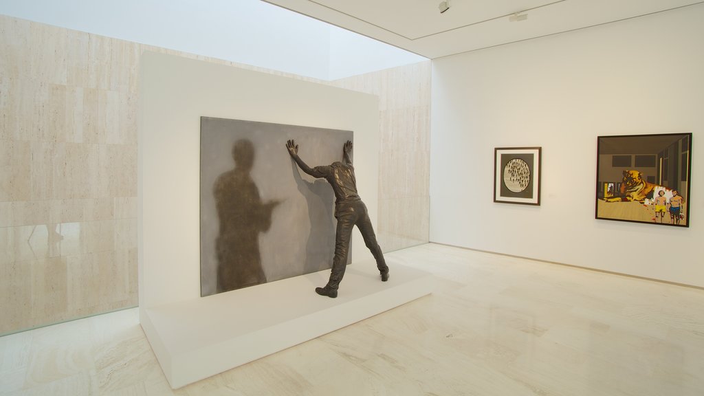 Museo de Arte Contemporáneo de Alicante toont interieur en kunst