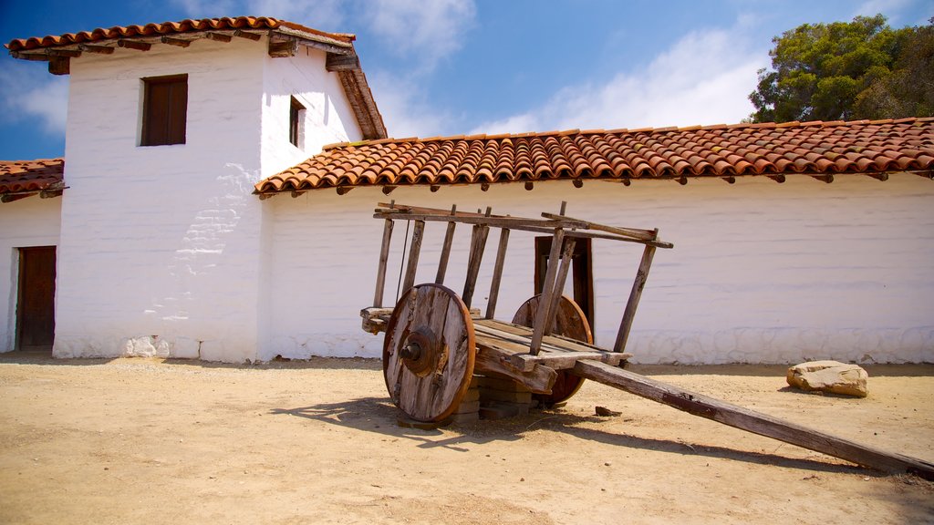 El Presidio de Santa Barbara State Historic Park caratteristiche di oggetti d\'epoca