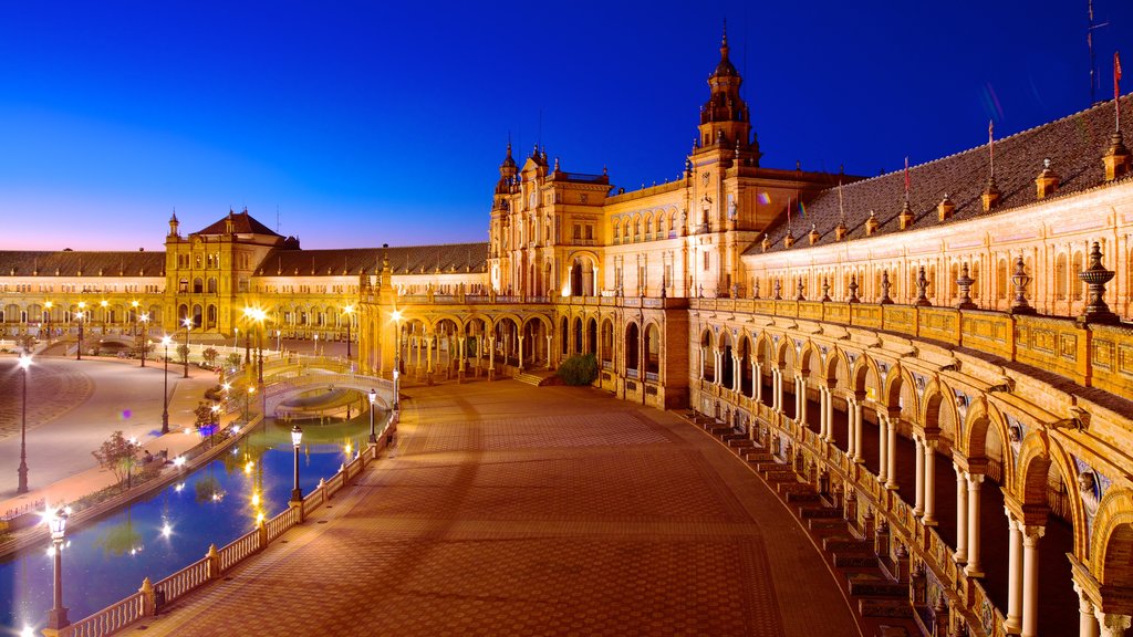 Plaza de Espana showing night scenes, a sunset and street scenes