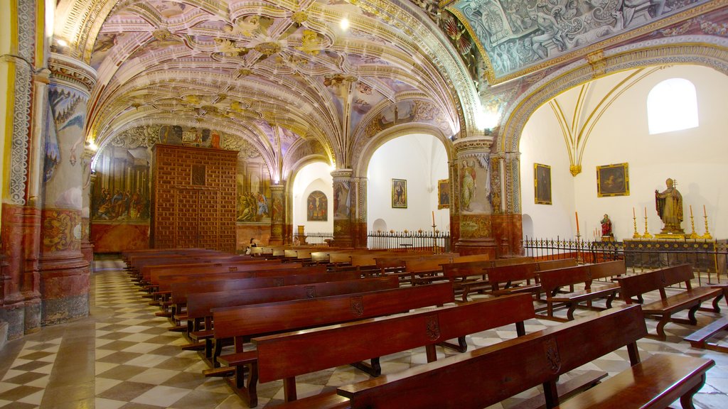 San Jeronimo Monastery which includes heritage architecture, interior views and religious aspects