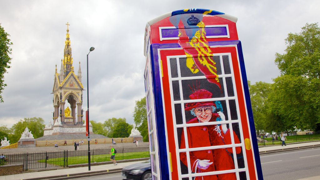 Albert Memorial showing outdoor art and a memorial