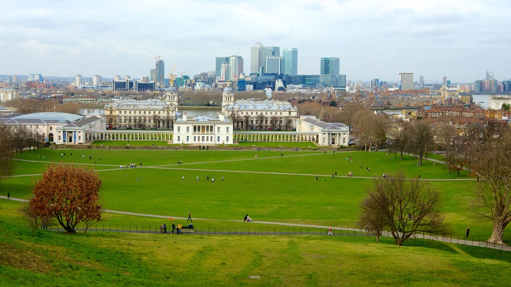 London showing a park and heritage architecture