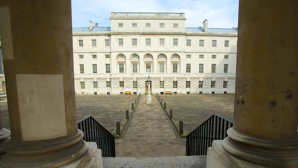 London showing a square or plaza and heritage architecture