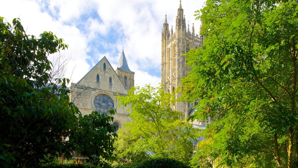 Canterbury Cathedral showing a city, religious elements and a church or cathedral