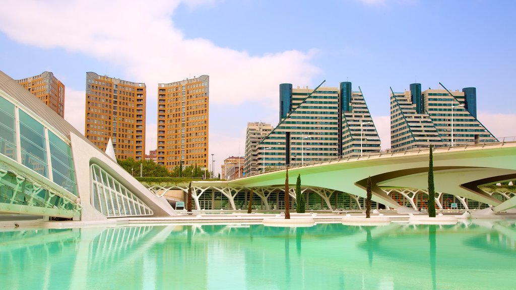 Ciudad de las Artes y las Ciencias ofreciendo arquitectura moderna, un rascacielos y una ciudad