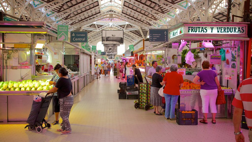 Central Market showing a square or plaza, food and interior views