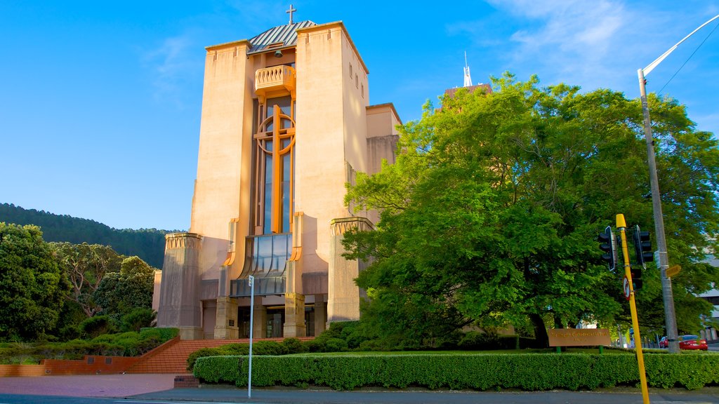 St Paul\'s Cathedral showing a church or cathedral, heritage architecture and religious aspects