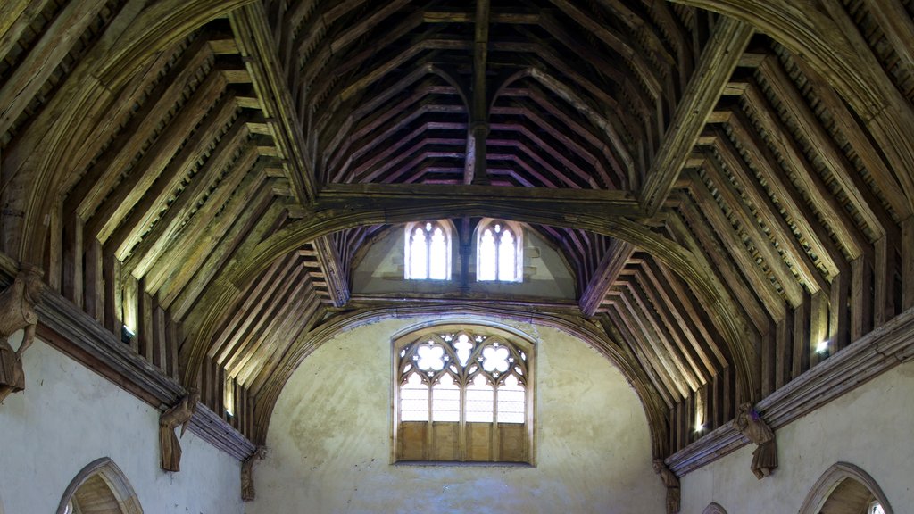 Penshurst Place and Gardens showing heritage architecture and interior views