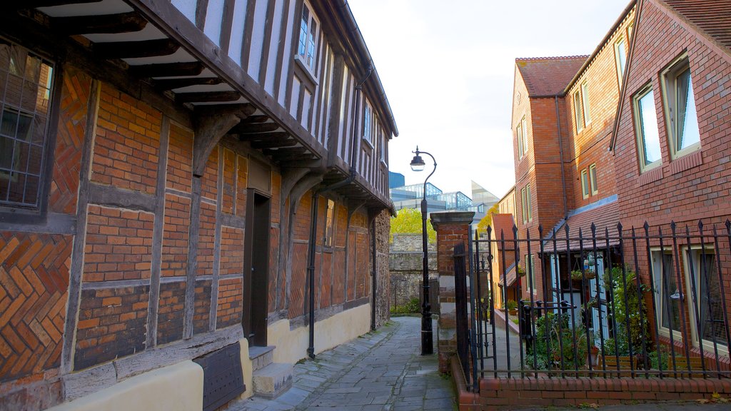 Old City Walls which includes heritage architecture and a house