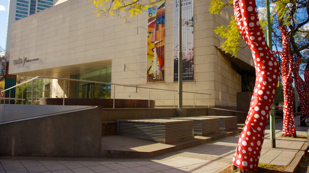 Museo de Arte Latinoamericano de Buenos Aires que incluye arquitectura moderna