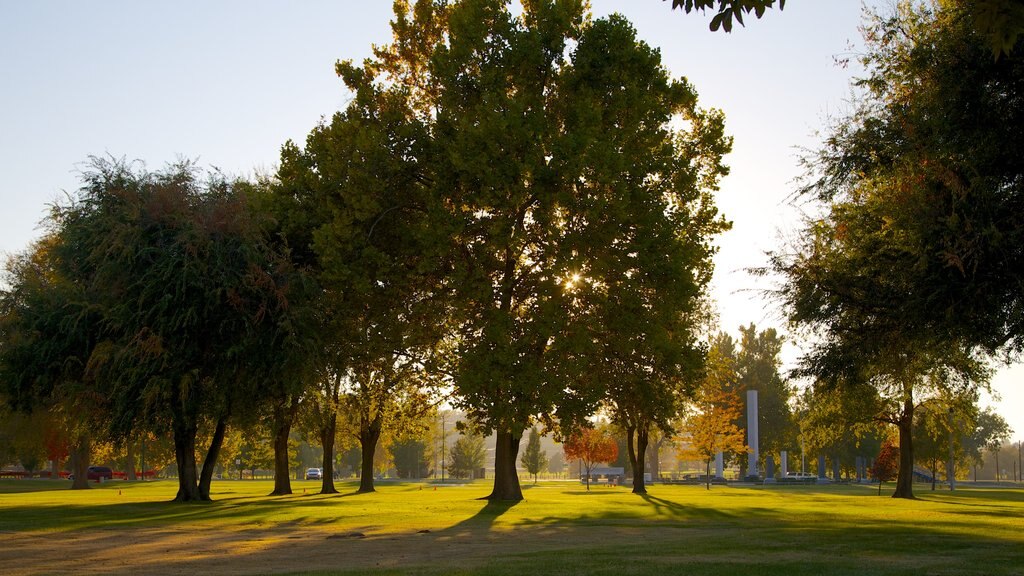 Tri-Cities showing a park