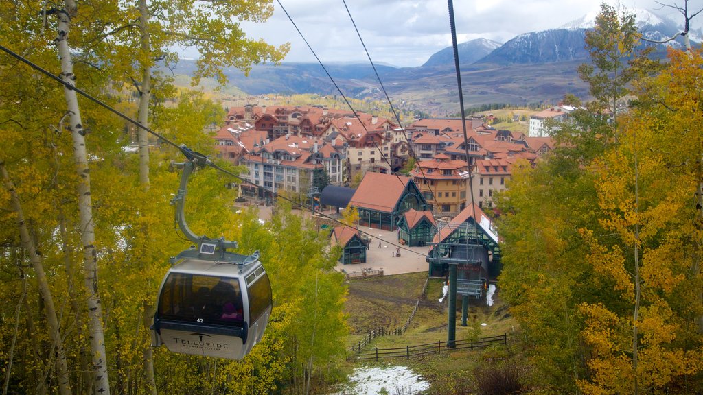 Telluride Ski Resort showing a gondola and a small town or village