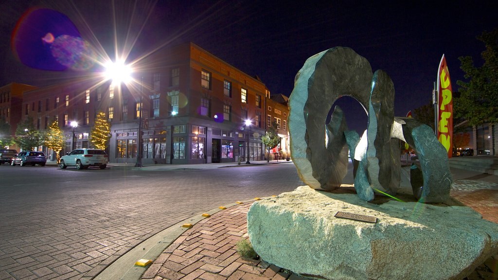 Yakima which includes outdoor art and night scenes