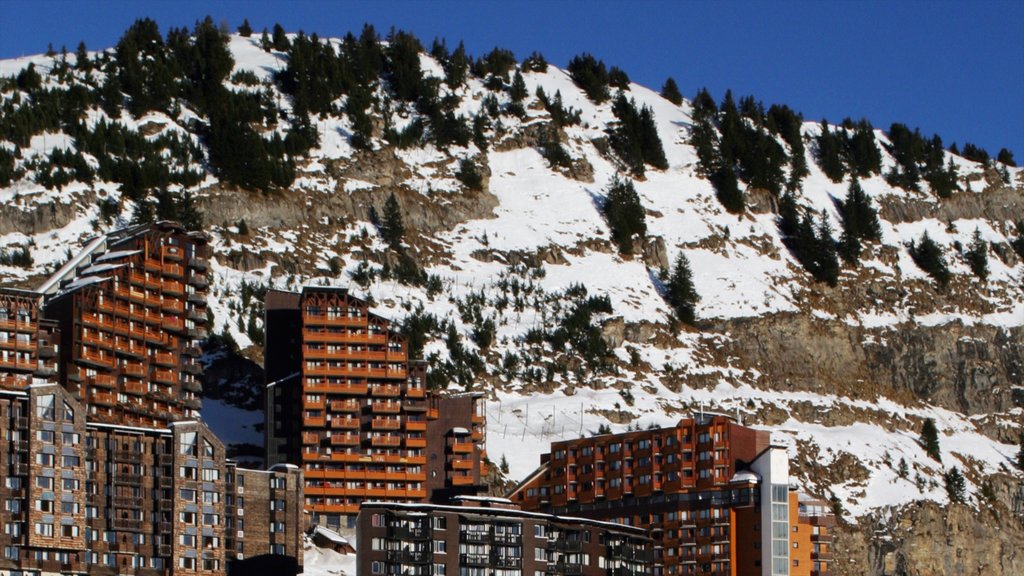 Morzine featuring mountains, a luxury hotel or resort and snow