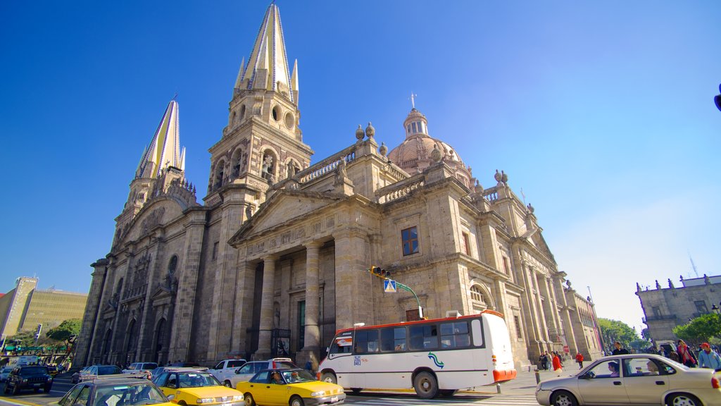 Metropolitan Cathedral which includes street scenes, heritage architecture and a church or cathedral