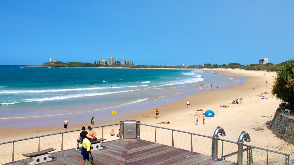 Mooloolaba montrant une plage de sable, vues et paysages