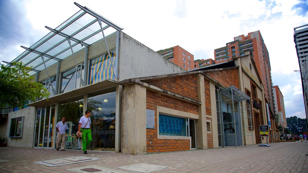 Museo de Arte Moderno de Medellín mostrando elementos del patrimonio y escenas urbanas