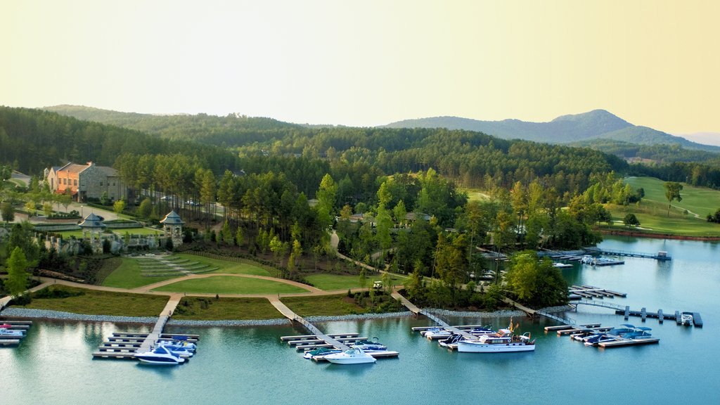 Greenville ofreciendo una bahía o un puerto, vista panorámica y un atardecer