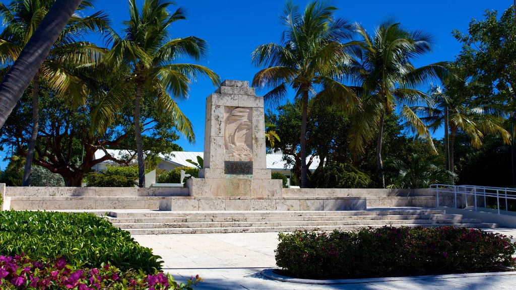 Hurricane Monument showing a monument