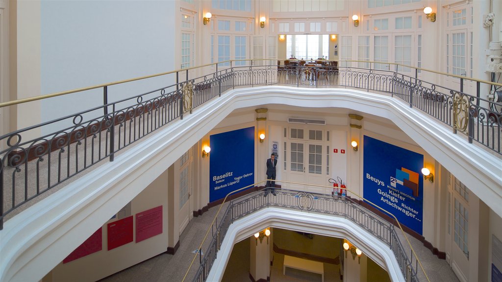 Bank of Brazil Cultural Center showing interior views