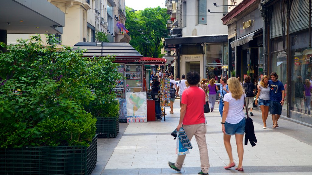 Calle Florida en ook een grote groep mensen