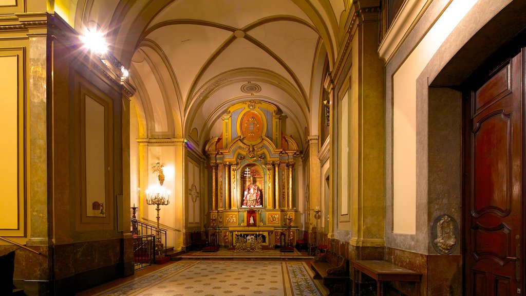 Buenos Aires Metropolitan Cathedral which includes religious elements, a church or cathedral and heritage architecture