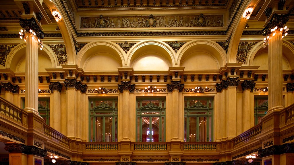 Teatro Colón mostrando escenas de teatro, vistas interiores y patrimonio de arquitectura