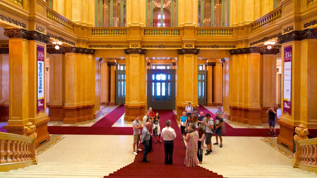 Teatro Colon mettant en vedette vues intérieures et scènes de théâtre