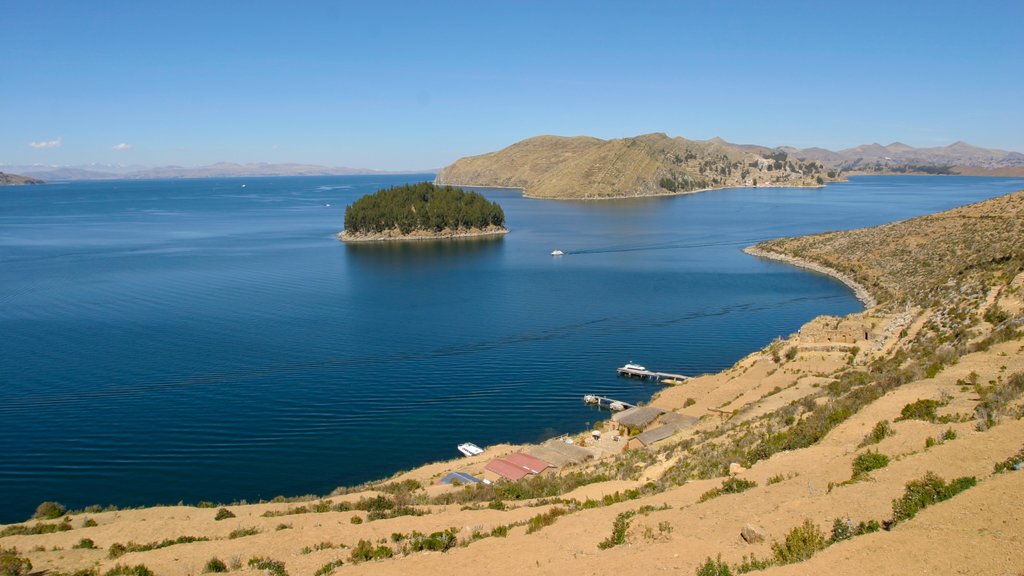 Bolivia ofreciendo vista general a la costa