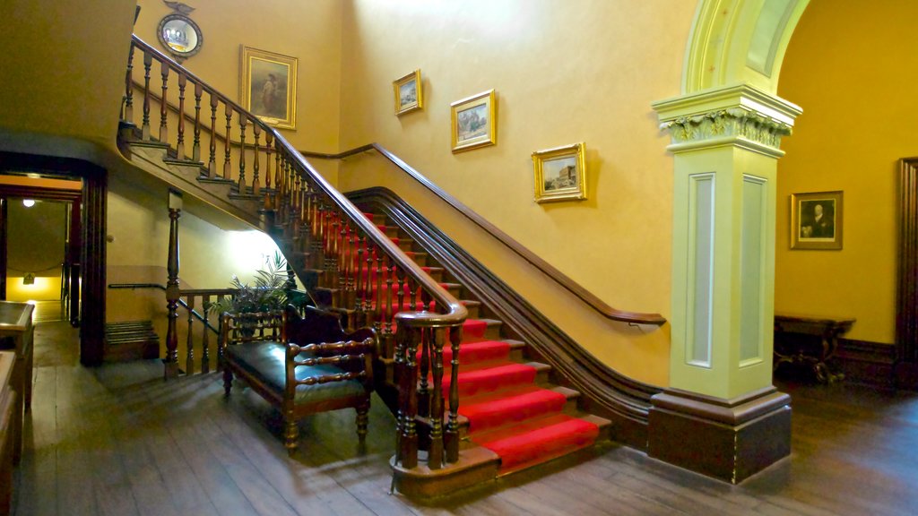 Ayers House Museum showing a house and interior views