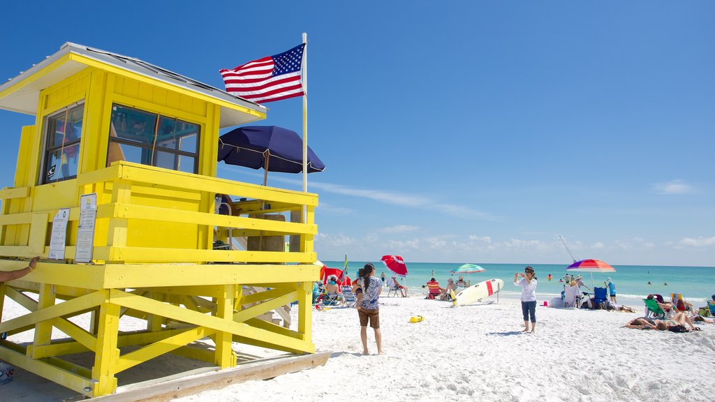 Siesta Key Public Beach que inclui uma praia